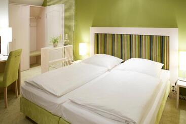 호텔 Und Spa Lundenbergsand