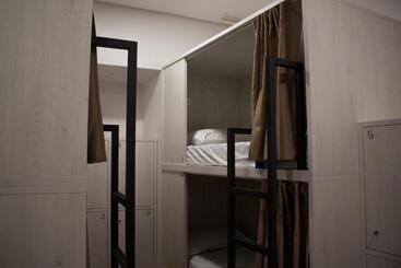 Quartier Leon Hostel Barrio Húmedo