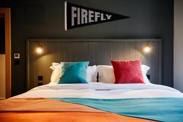 בית מלון כפרי Firefly