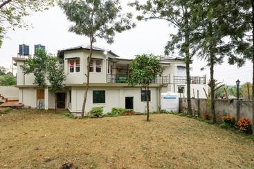 پانسیون Oyo Home 66355 Hill View Cottage Dharamshala