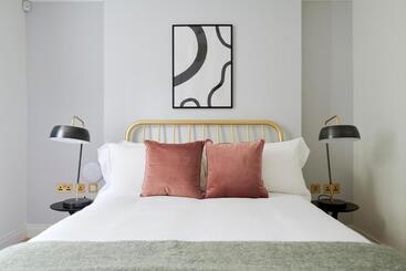 公寓式酒店  Sonder Kensington Town House