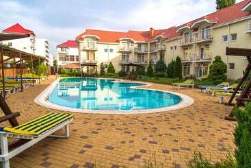 בית מלון כפרי Delfin