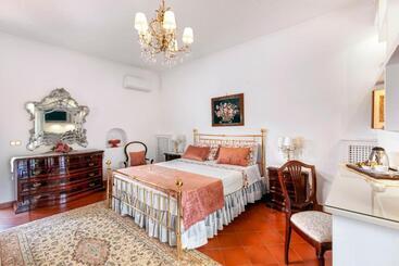 Villa Maresca B&b