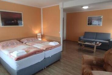 پانسیون H+m Penzion