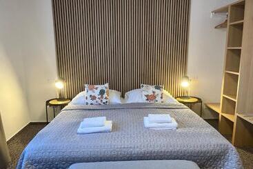 膳宿费 Penzion U Halmů