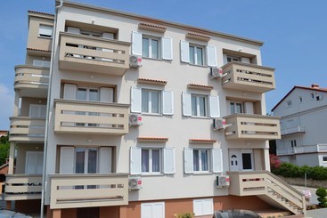 游客公寓 Apartmani Matan