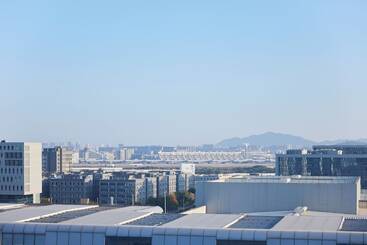 בית מלון כפרי Courtyard By Marriott Xiamen