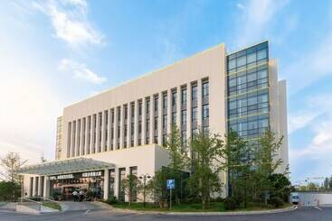 Hotel Hubei Konggang Business