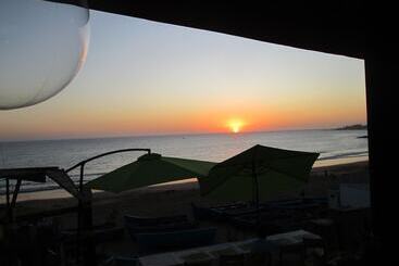 Tazerzit Hostel Restau