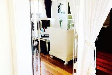 Apartment In Faena