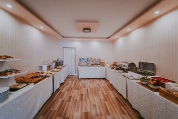 شقق خاصة سياحية Eola Apartments