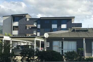 شقق خاصة سياحية Riverwalk Apartments