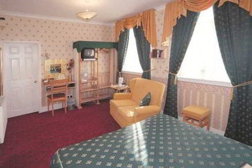 Buckingham's Hotel