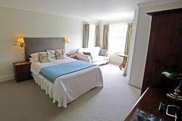 Отель Fortingall