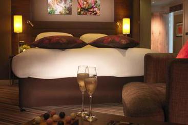 בית מלון כפרי La Tour