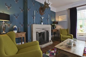 هتل Littleton Lodge