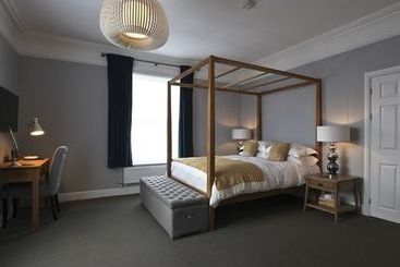 هتل Littleton Lodge