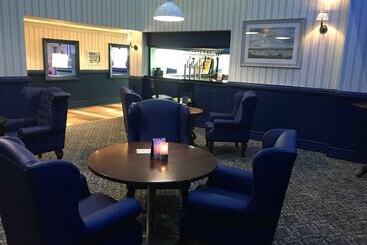 ホテル Marine Court