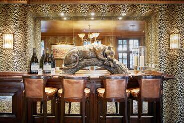 هتل The Montague On The Gardens
