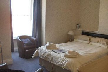 هتل The Waverley Guest House