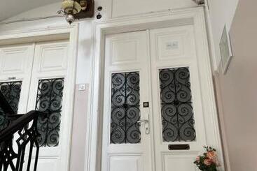 Жильё для туристов Apartments Bella Fiume