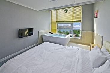 Janghohang J Story Spa Pension