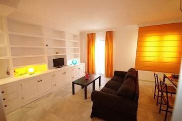 Жильё для туристов Livingtarifa  Dãºplex Con 4 Dormitorios En El Centro De Tarifa