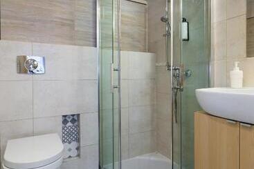 Жильё для туристов Wawel Cracow Old City Apartments   Friendhouse Apartments