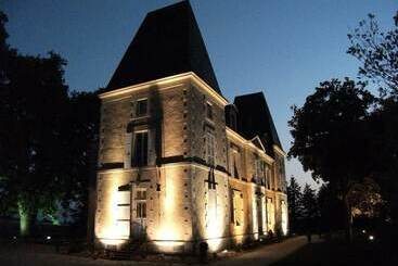 ベッドアンドブレックファースト Château De Belle Vue