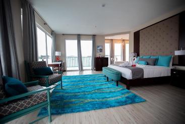 هتل Azul Paradise Bocas