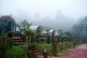 בית מלון כפרי Farm Terrace