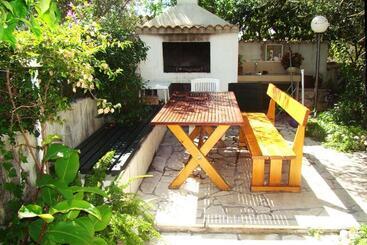 游客公寓 Apartments Tonka