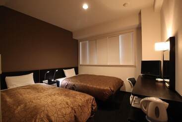 فندق Az Inn Higashiomi Notogawa Ekimae