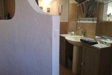 آپارتمانهای توریستها La Maison Des Hautures