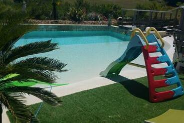 별장 B&b Chez Eva En Périgord