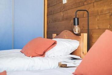 Отель Auberge Le Valezan