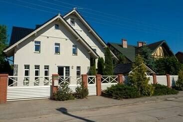 پانسیون Guest House Shtenvald