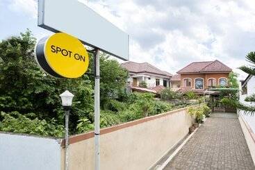 旅馆 Puri Arsita Residence By Oyo Rooms