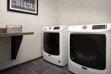 فندق Hampton Inn Boston Logan Airport Chelsea