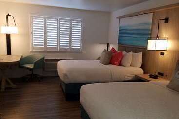 فندق Best Western Plus Capitola By The Sea Inn & Suites