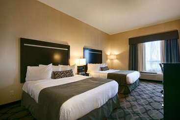 Best Western Plus Travel Hotel Toronto Airport