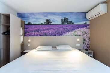 Brit Hotel Avignon Sud Le Calendal