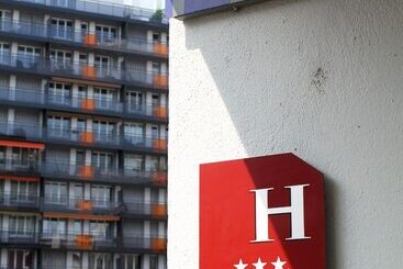 Kyriad Hotel Clermont Ferrand Centre