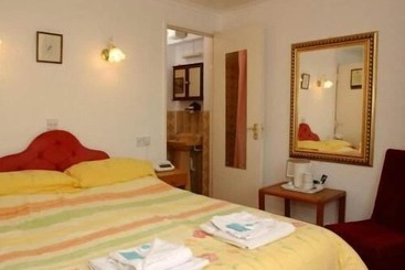 Отель Sunnymeade Country