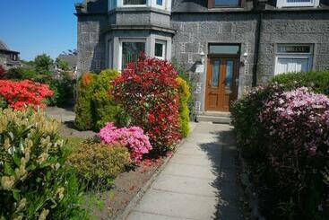 펜션 Granville Guest House