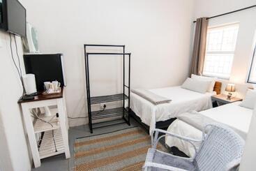 פנסיון Vlettershof Guest House