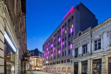 هتل Moxy Bucharest Old Town