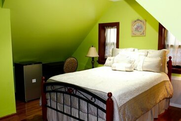 פנסיון East 42nd Mansion