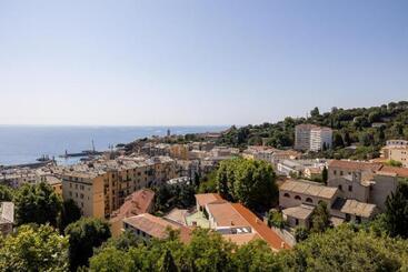 هتل Le Bastia