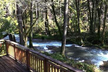 Сельский дом The Wayfarer Resort